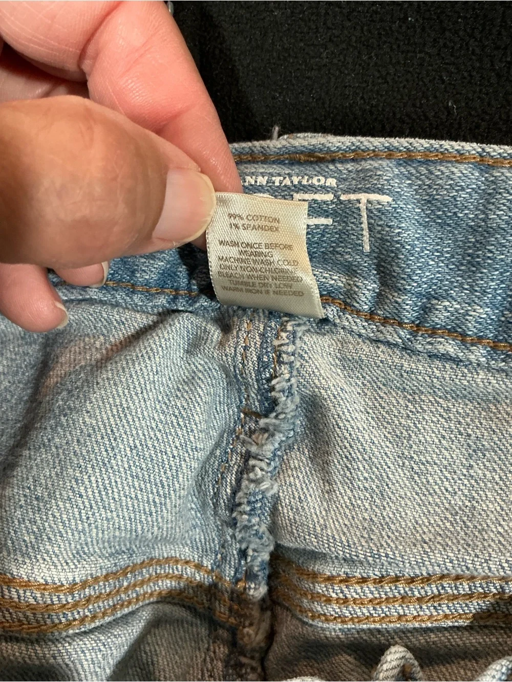 💙 Ann Taylor Loft Boyfriend Blue Distressed Denim Jeans - 4/27 (01272)